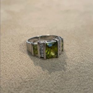 Green gem sterling silver ring